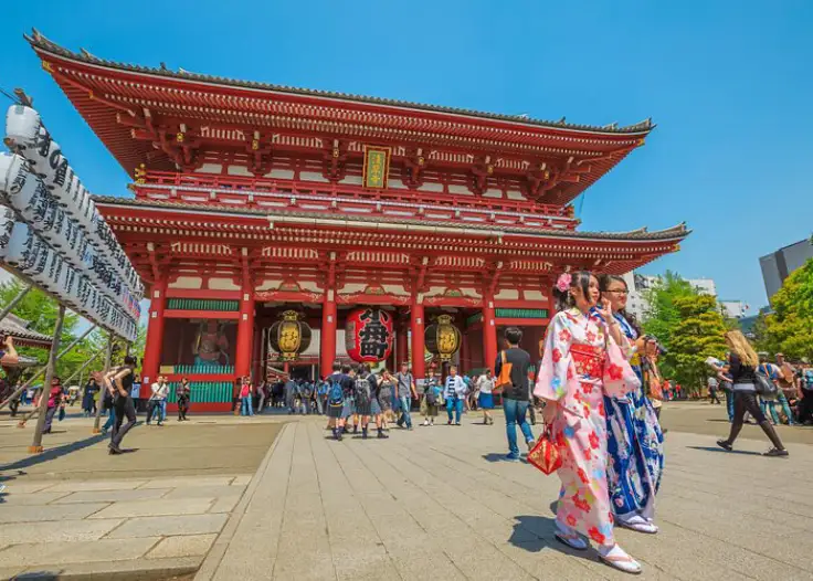 تفاوت تور چین با پرواز امارات با دیگر پروازها